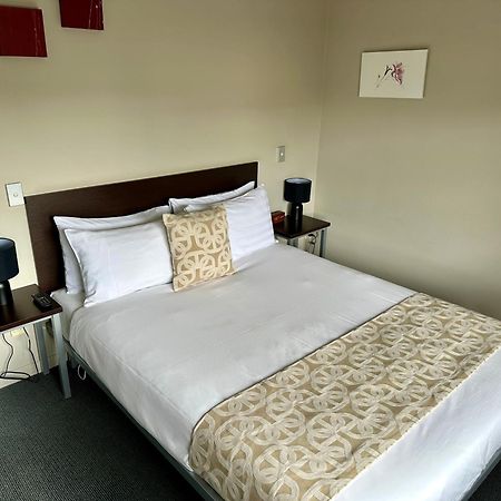 Arena Lodge Palmerston North Ngoại thất bức ảnh