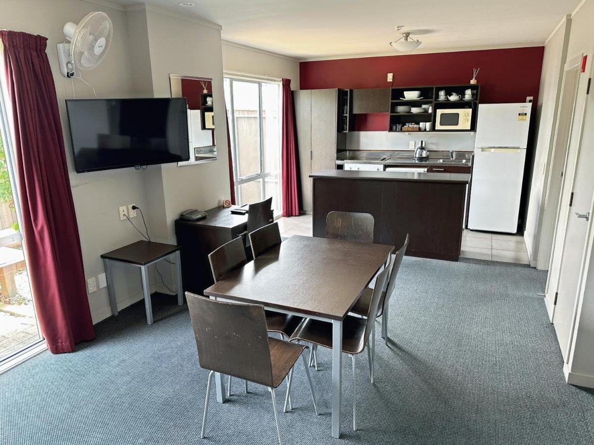 Arena Lodge Palmerston North Ngoại thất bức ảnh