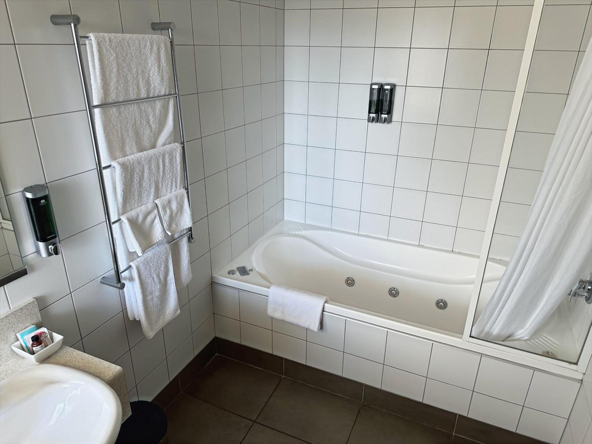 Arena Lodge Palmerston North Ngoại thất bức ảnh